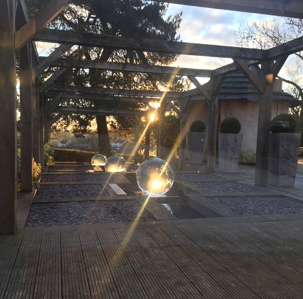 Glass Water Features, Glass Water Fountains, Staffordshire